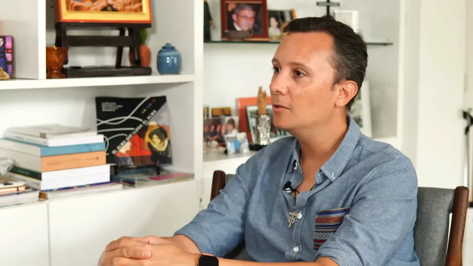 Daniel Pajuelo durante la conversación con Ángel Martín