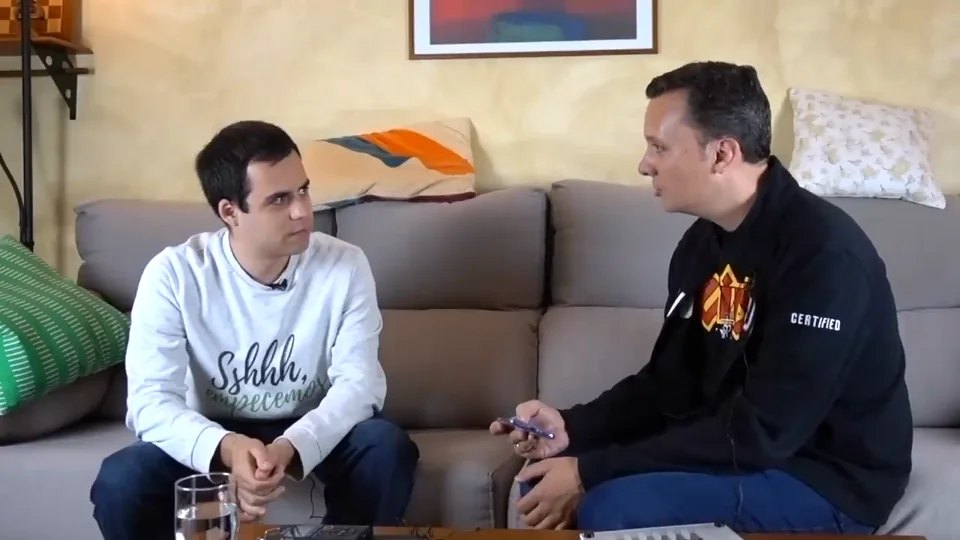 Martí (CdeCiencia) y Daniel Pajuelo durante la conversación.