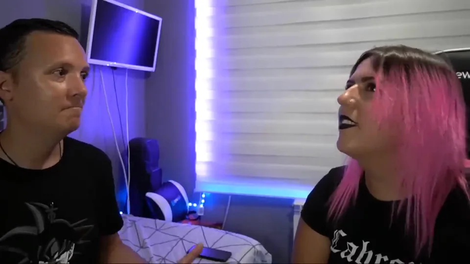 Janire y Daniel Pajuelo durante la conversación.