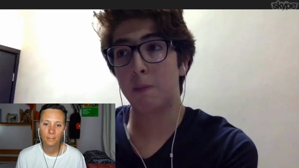 Rodrigo, conocido como Niño Maincra, y Daniel Pajuelo en una videollamada.