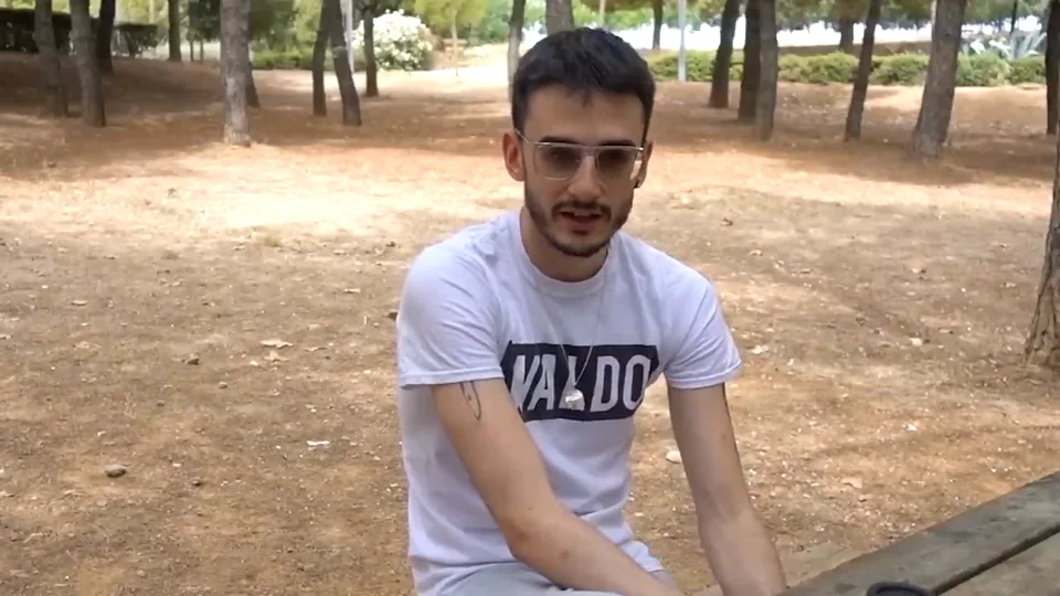 RickyEdit durante la conversación.