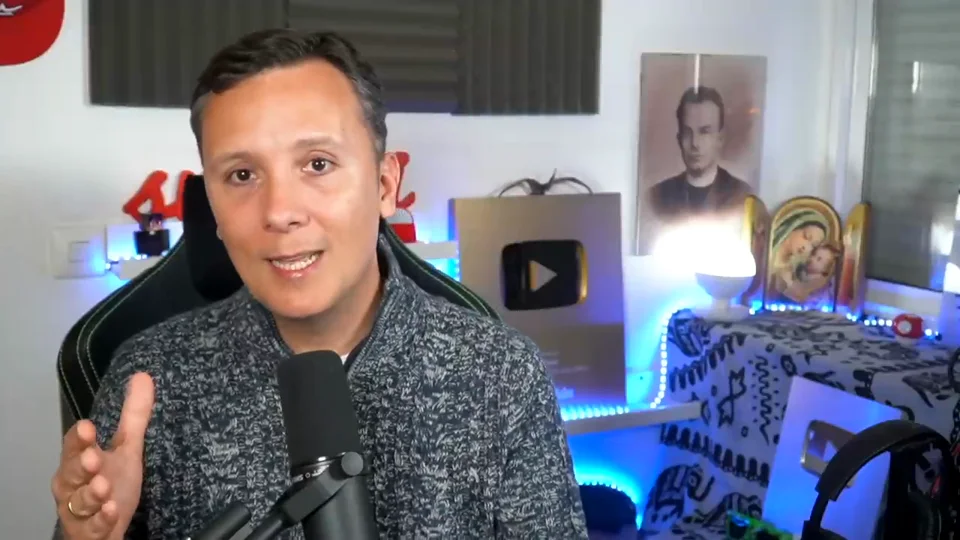 Daniel Pajuelo en el episodio T1E04 de Diálogo Fe y Ciencia