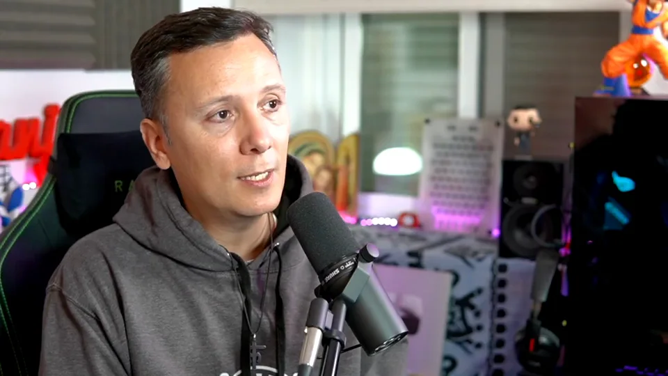 Daniel Pajuelo en el episodio T1E03 de Diálogo Fe y Ciencia