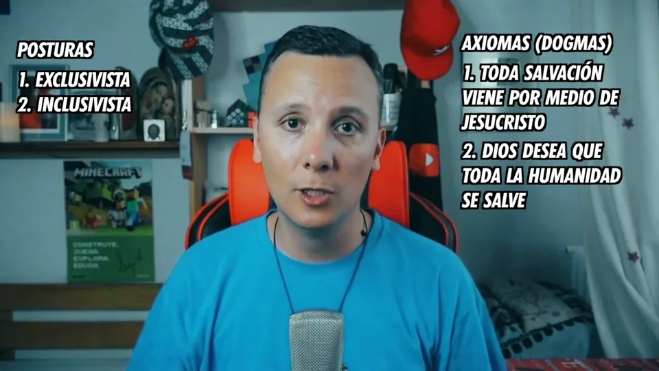Daniel Pajuelo explica distintas posturas religiosas junto a una lista de conceptos en pantalla.