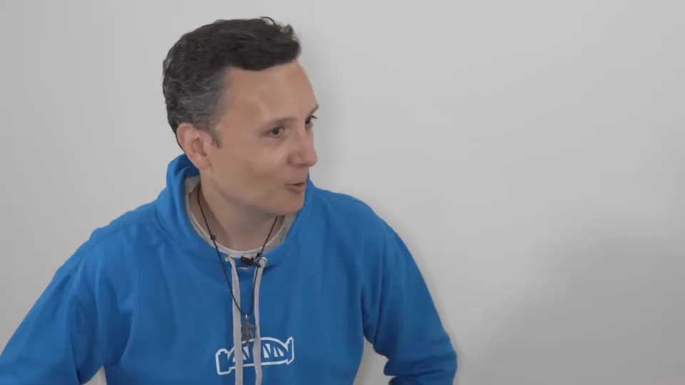Daniel Pajuelo durante la conversación.