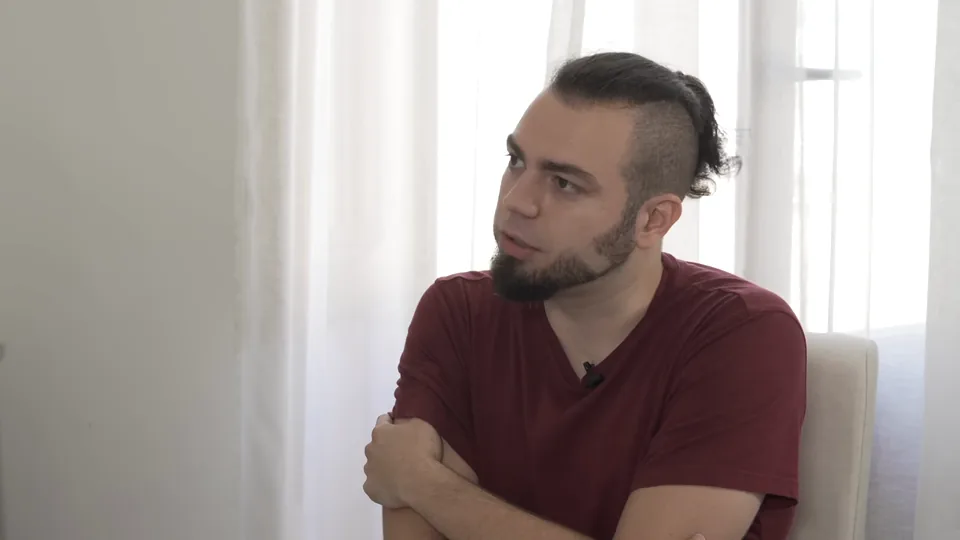 Zellendust durante la conversación.